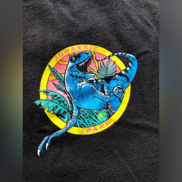 Jurassic World T-shirt - Picture 2 of 4